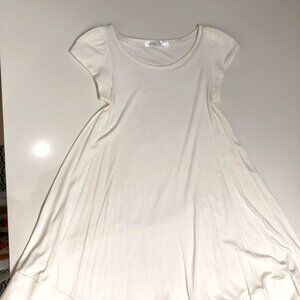 Kourbela Knitwear Scoop Neck Cap Sleeve Flowy Dress in White Size S